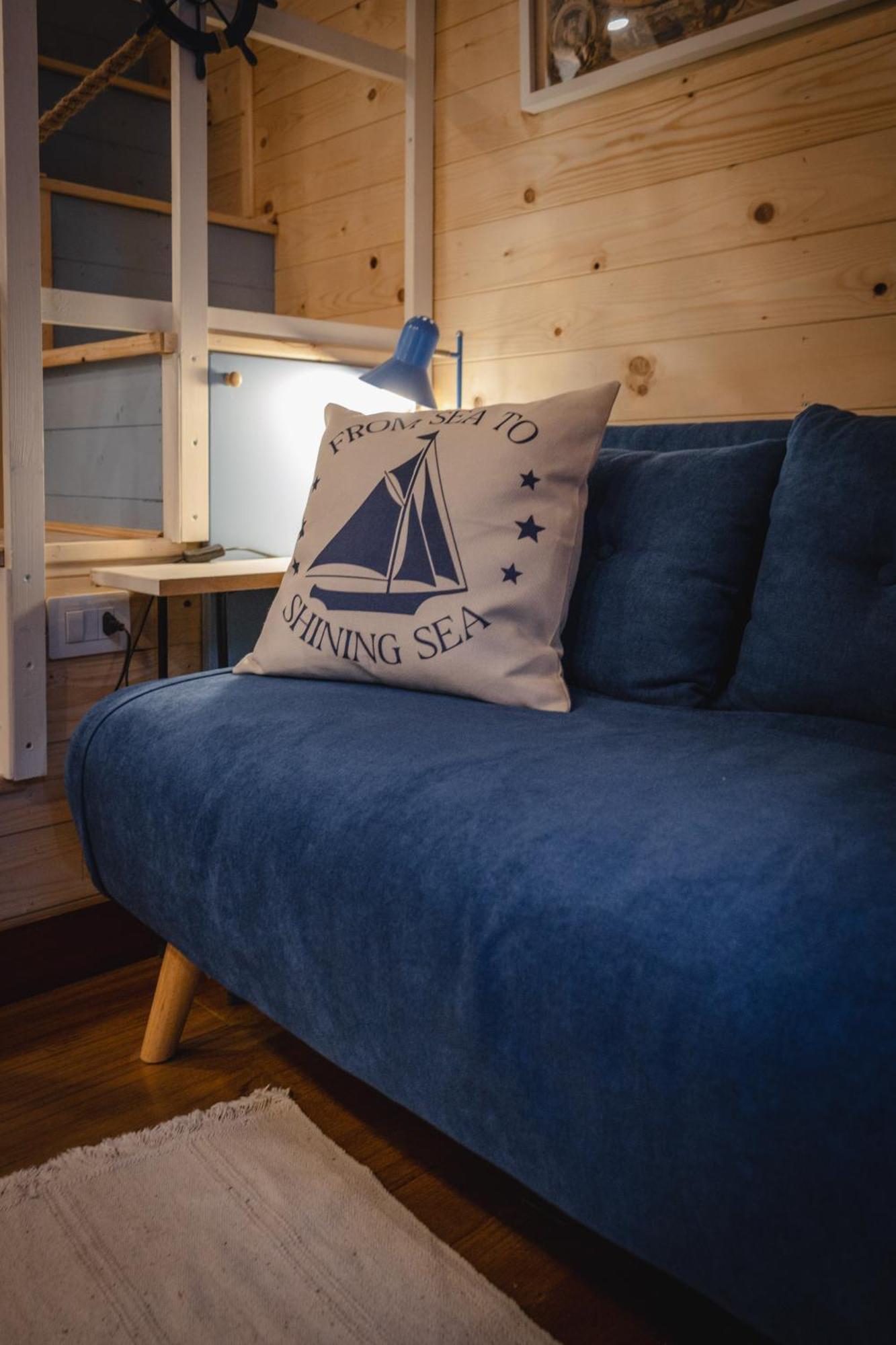 Apartment Tiny House - Boat *